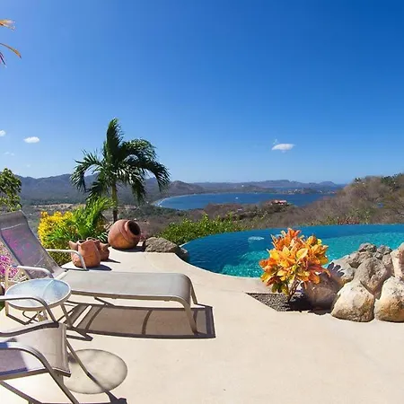 Breathtaking Views & Stunning Infinity Pool Villa